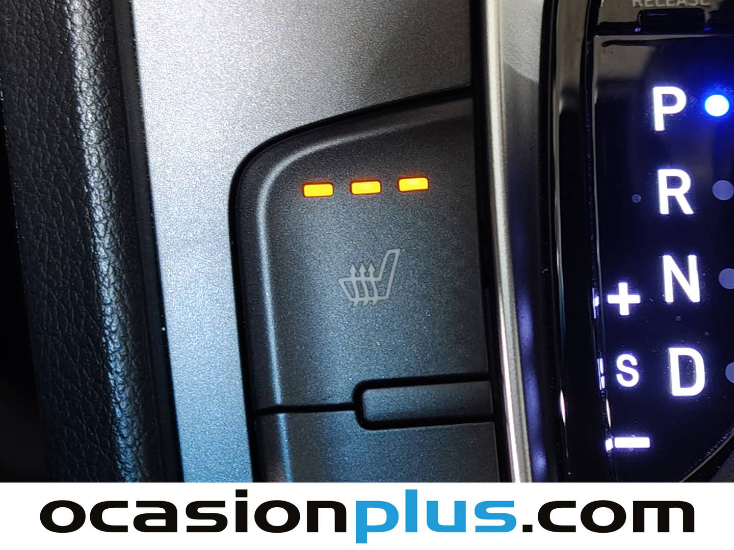 Equipamiento del Hyundai Kona Hyundai Kona 1.6 GDI HEV Style Sky DCT (141 CV)