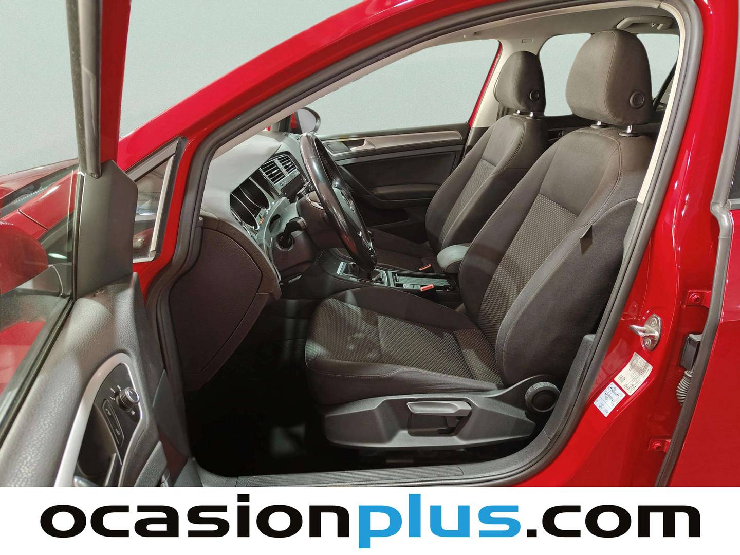 Foto asientos delanteros Volkswagen Golf Volkswagen Golf Last Edition 1.5 TSI Evo (130 CV)
