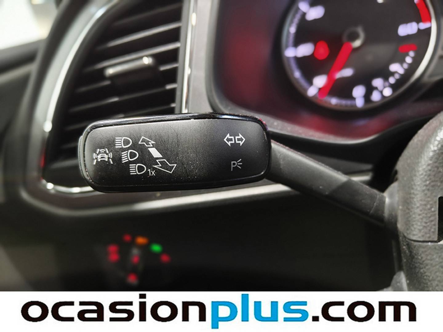 Foto Seat León SEAT León ST ST 2.0 TDI S&S FR DSG  (150 CV)