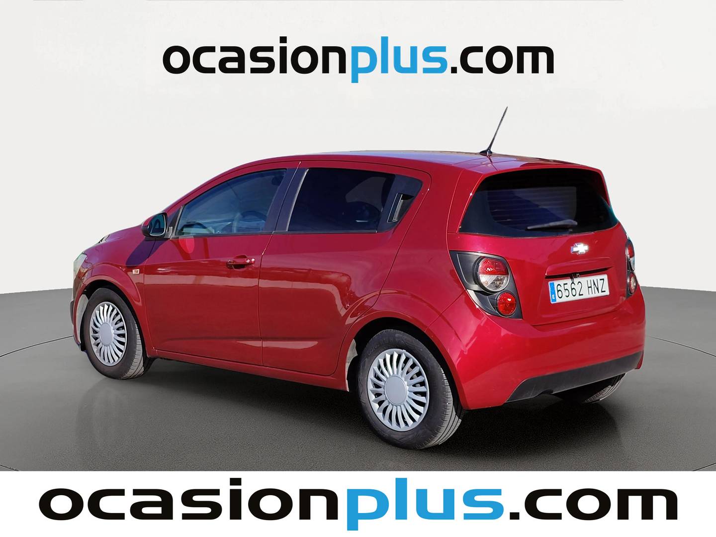 Foto trasera Chevrolet Aveo Chevrolet Aveo 1.2 LT (86 CV) izquierda