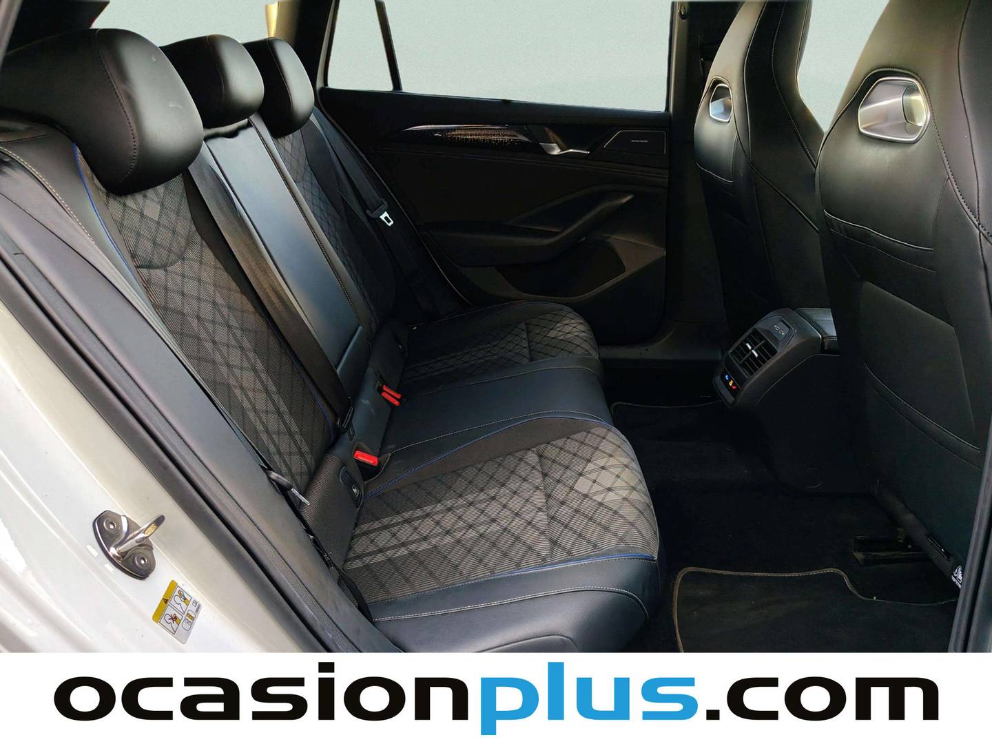 Volkswagen Passat Volkswagen Passat Variant R-Line 2.0 TDI (150 CV) DSG seminuevo