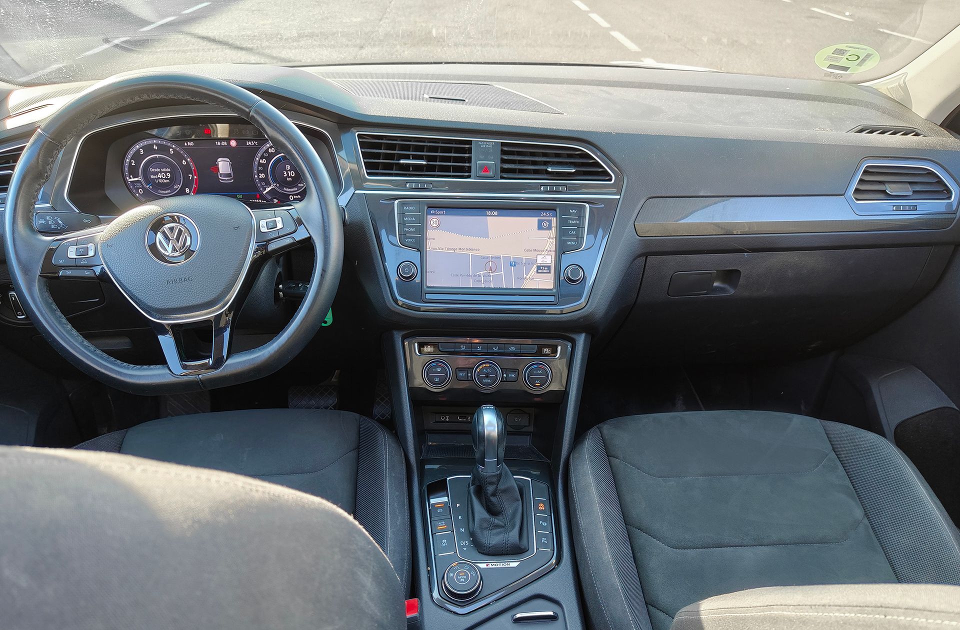 Volkswagen Tiguan Sport 2.0 TSI 4Motion DSG Pack R Line - foto 6