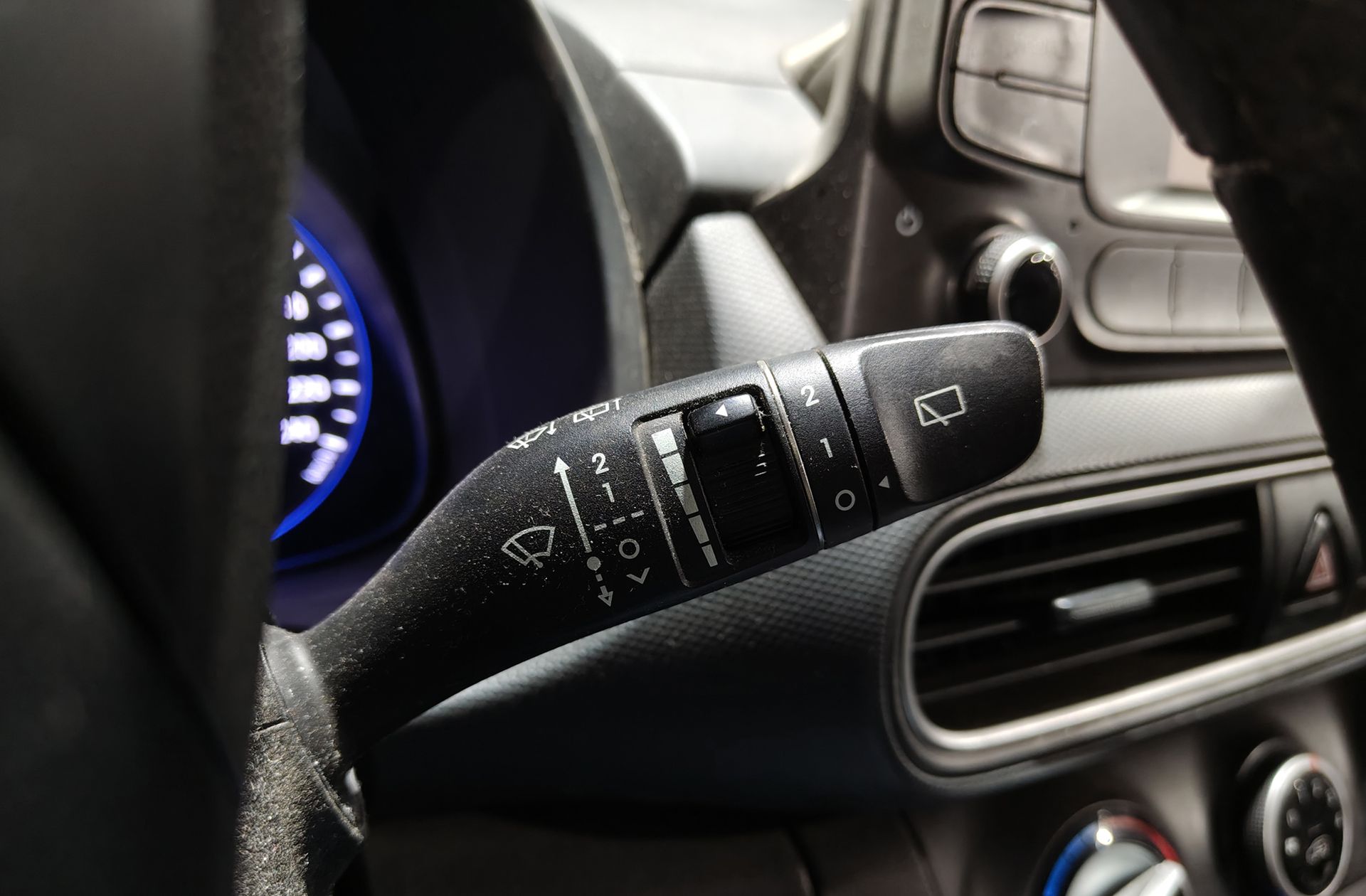Hyundai Kona 1.0 T-GDi Essence 4x2 - foto 26