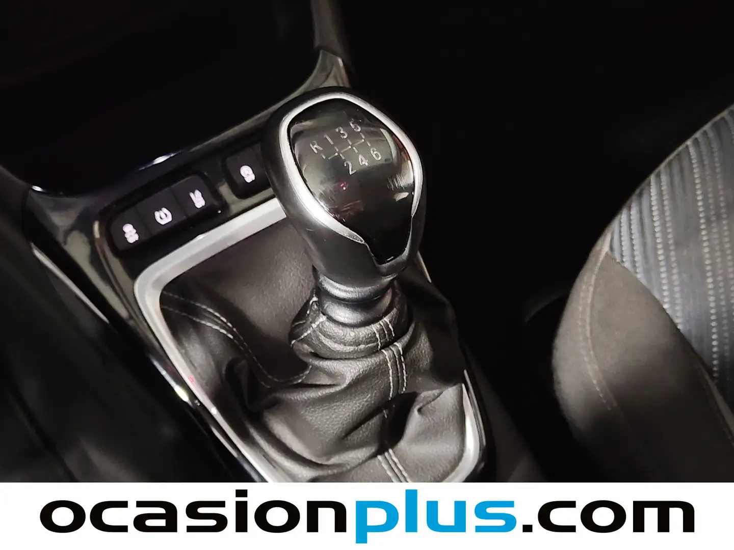 Foto Opel Crossland X Opel Crossland X 1.2 S&S Design Line 120 Aniversario (110 CV)