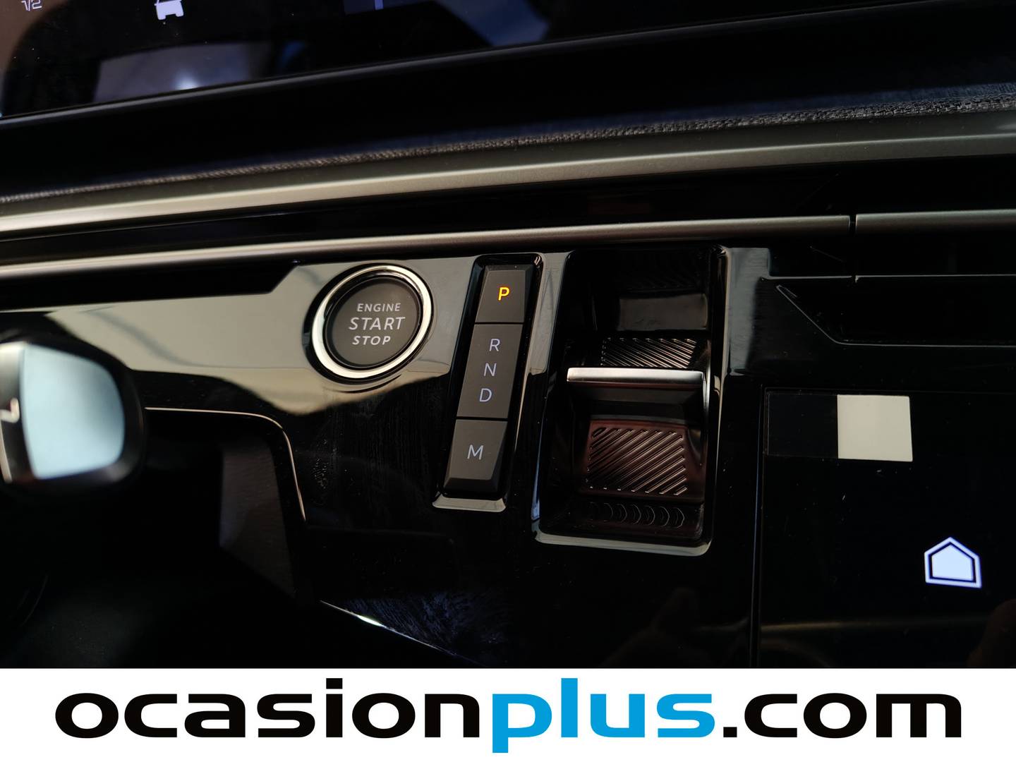 Foto Peugeot 5008 Hybrid Peugeot 5008 Hybrid 1.2 Allure eDCS6 (136 CV) 7 Plazas