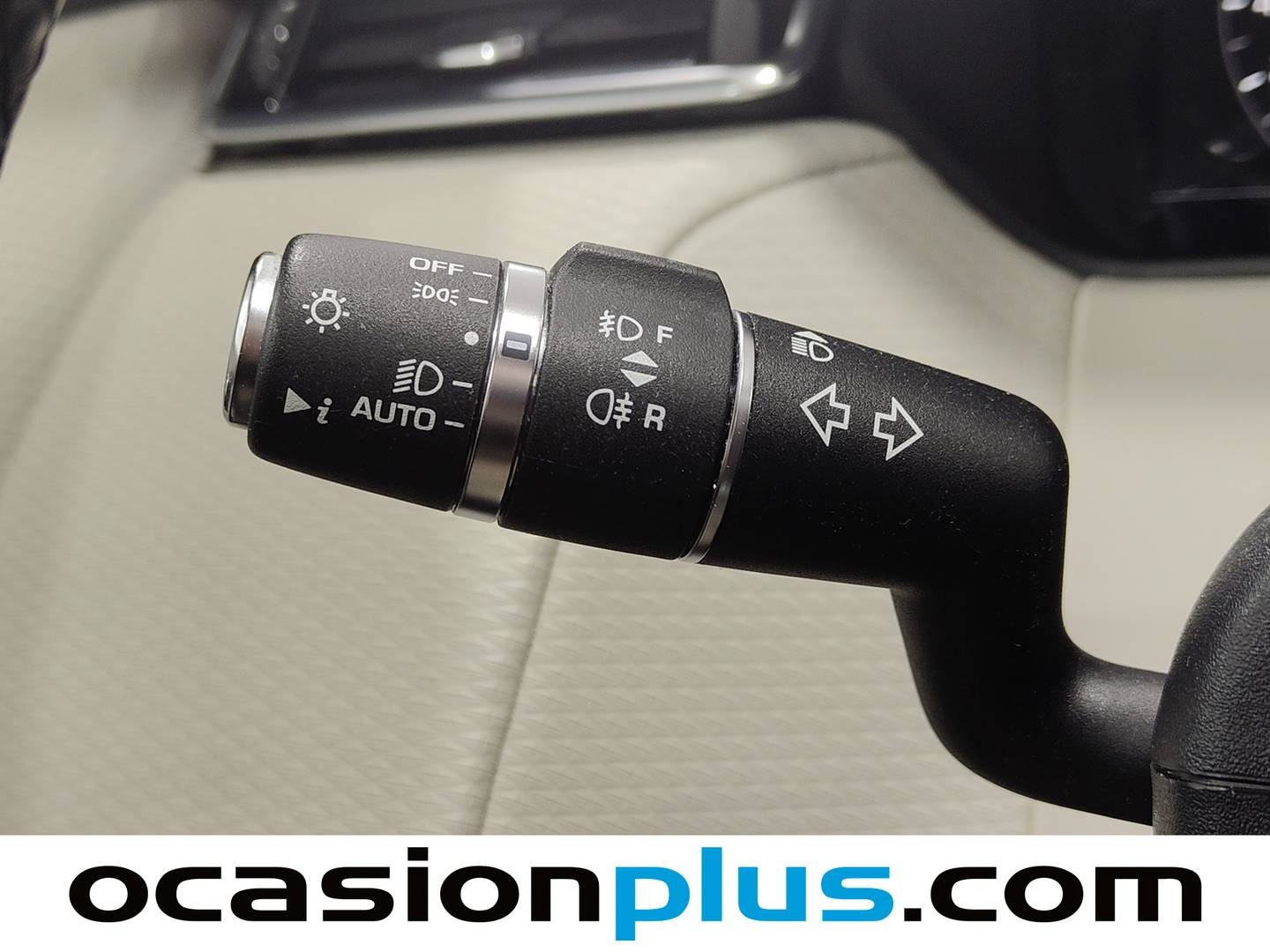 Land Rover Range Rover Velar Land Rover Range Rover Velar P250 R-Dynamic 4WD Auto (250 CV) 250cv