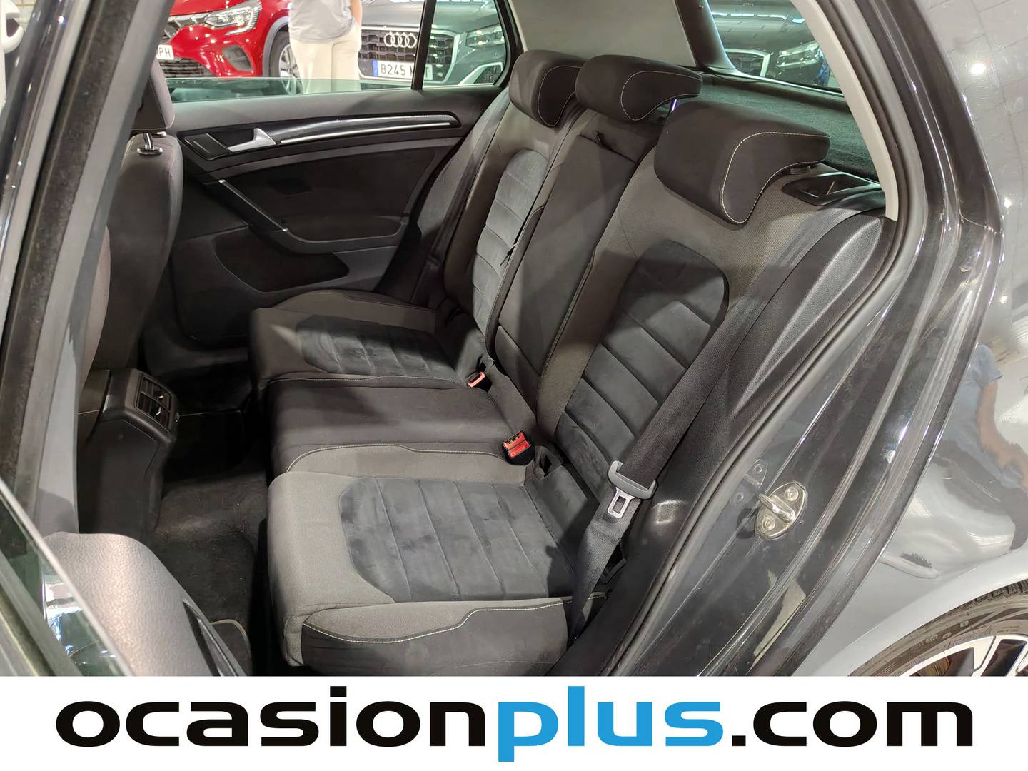 Foto asientos traseros Volkswagen Golf Volkswagen Golf 1.4 TSI ACT Tech BMT  (140 CV) DSG