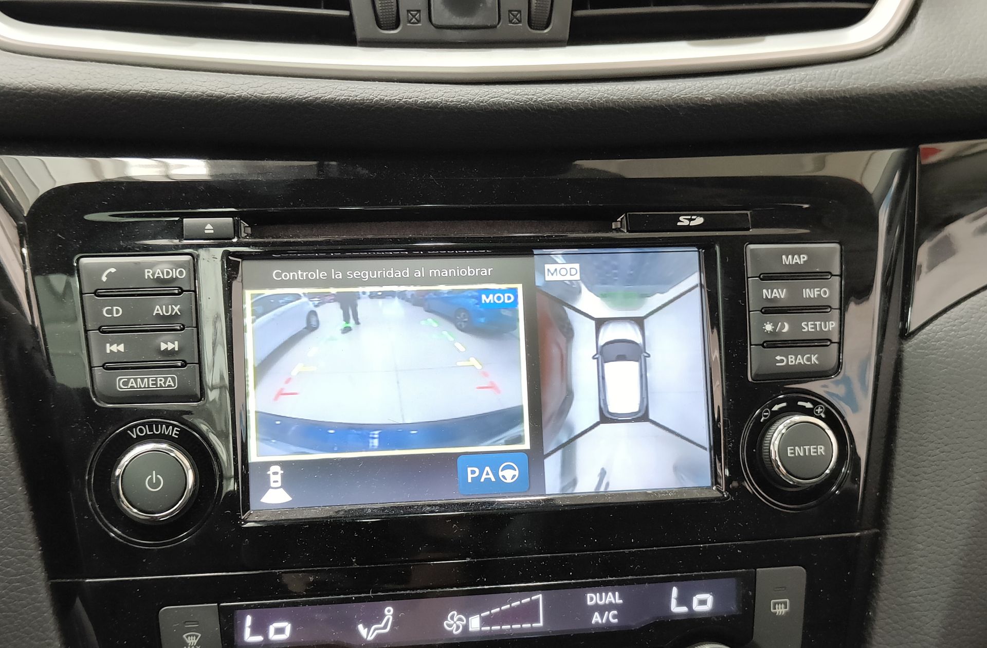 Nissan Qashqai dCi 130 Tekna+ XTronic - foto 9