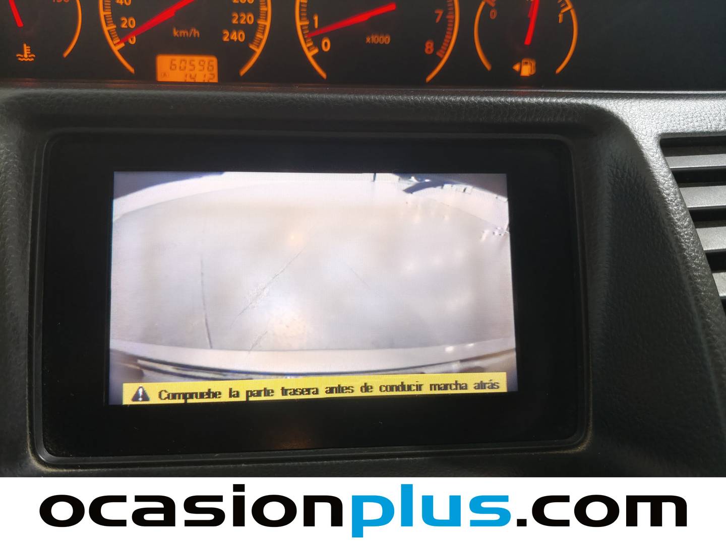 Extras y acabados del Nissan Primera Nissan Primera 1.6 Visia (109 CV)