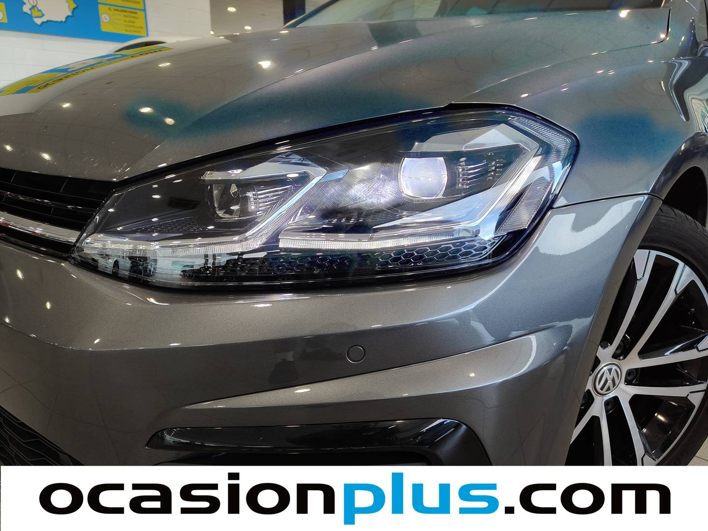 Foto Volkswagen Golf Volkswagen Golf Sport 2.0 TDI (150 CV) DSG Pack R-Line