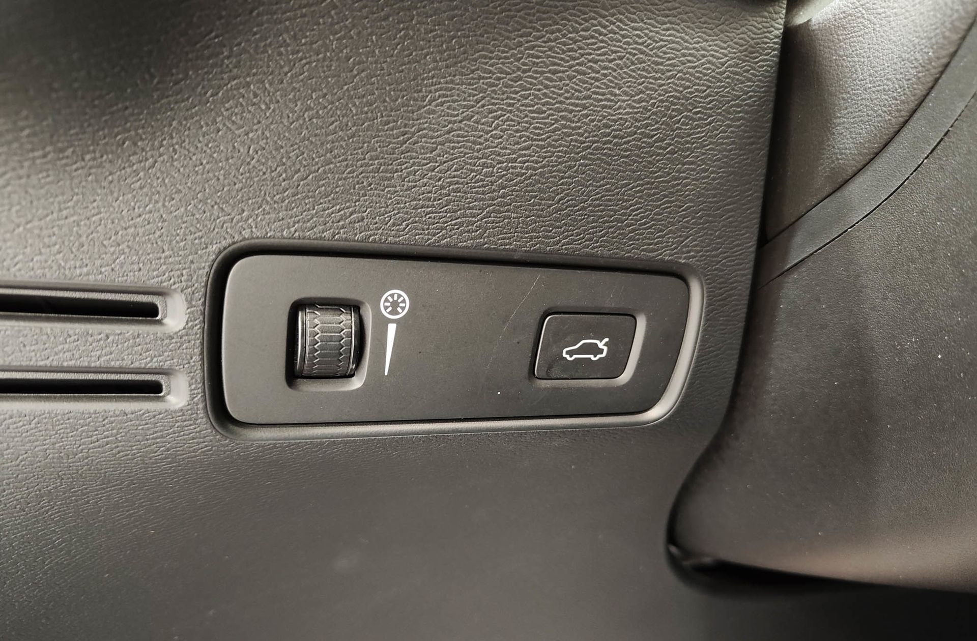 Volvo XC40 D3 Business Plus - foto 27