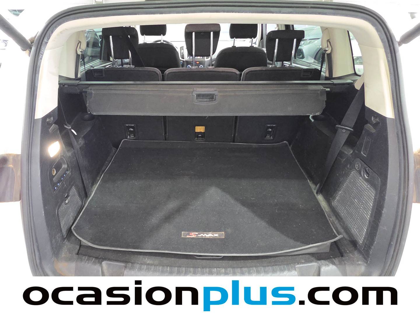 Foto Ford S-MAX Ford S-Max 2.0 TDCI Titanium (150 CV) 7 Plazas siete plazas