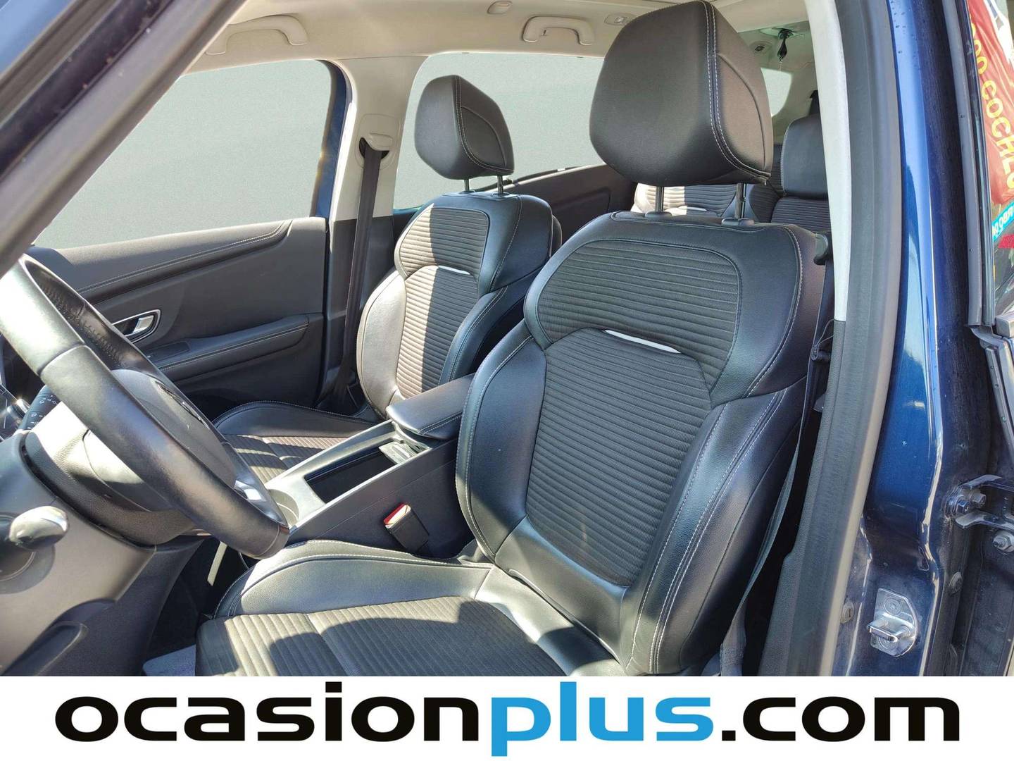 Foto asientos delanteros Renault Grand Scénic Renault Grand Scenic Zen Energy dCi (130 CV) 7 Plazas