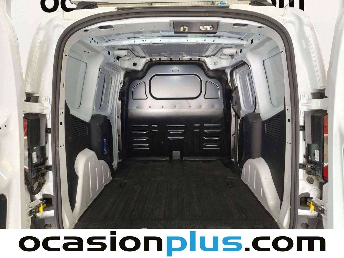Equipamiento del Ford Transit Courier Ford Transit Courier Furgon 1.5 Ecoblue Trend (100 CV)