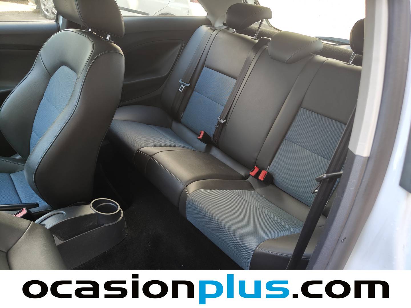 Foto asientos traseros Seat Ibiza Seat Ibiza SC TSI Style Connect 66 kW (90 CV)