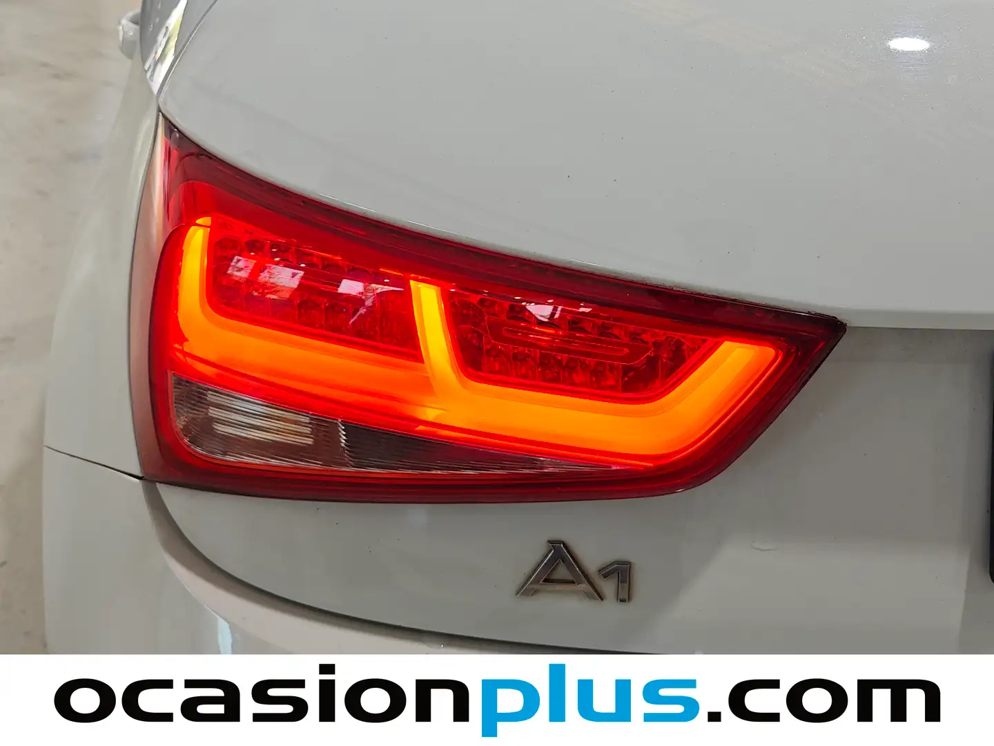 Foto Audi A1 Audi A1 Sportback Adrenalin 1.6 TDI (90 CV)