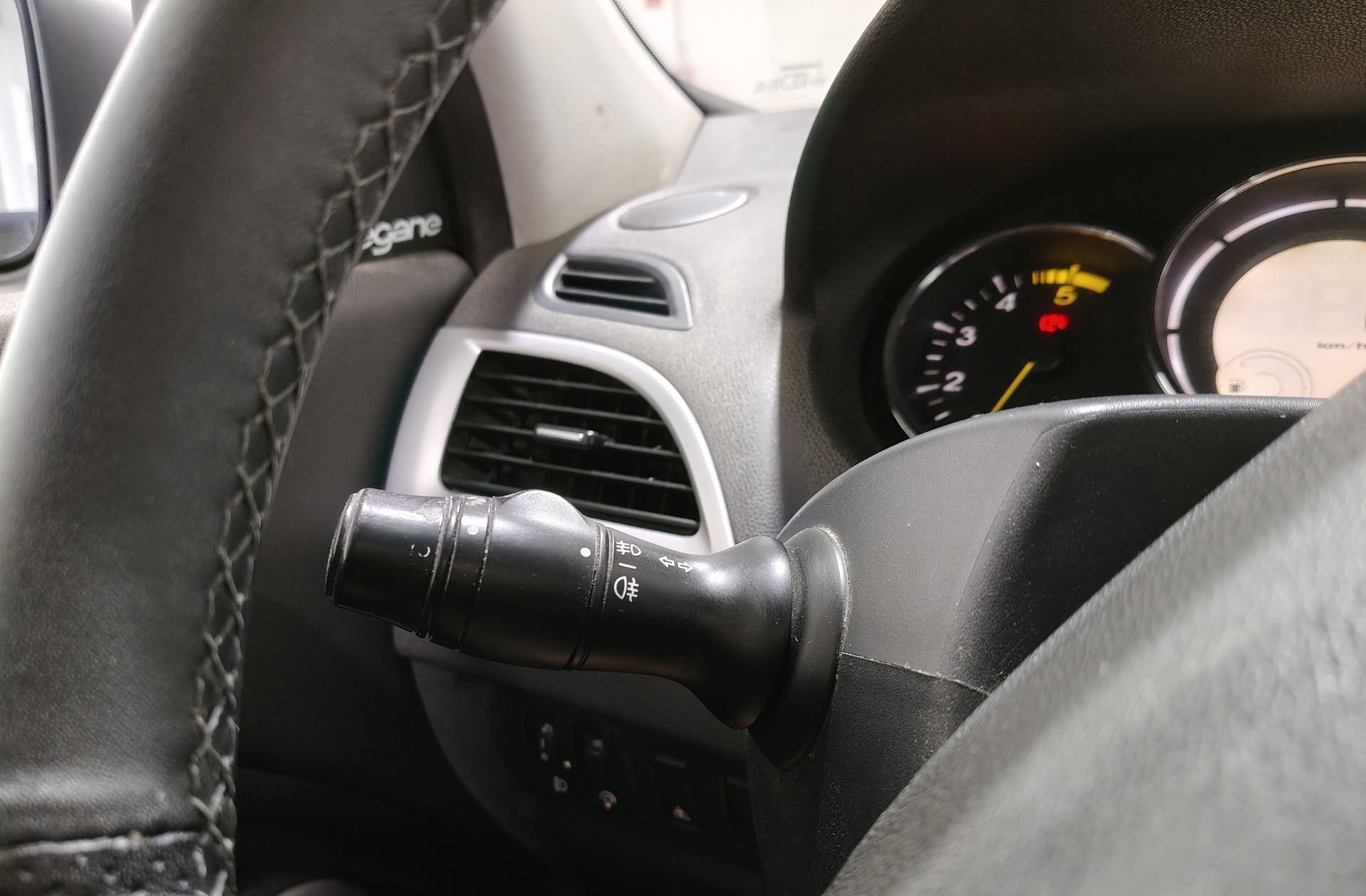 Renault Mégane 1.5 dCi eco2 Dynamique - foto 20