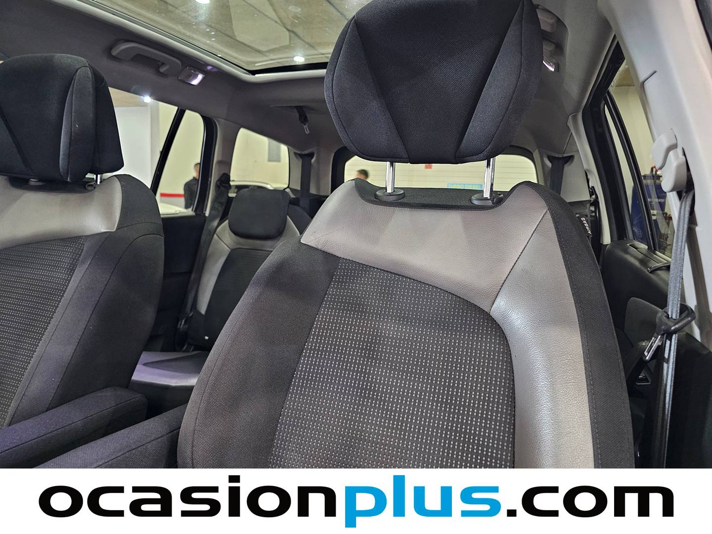 Equipamiento del Citroën Grand C4 Spacetourer Citroën Grand C4 Spacetourer PureTech (130CV) S&S EAT8 Shine 7 PLAZAS
