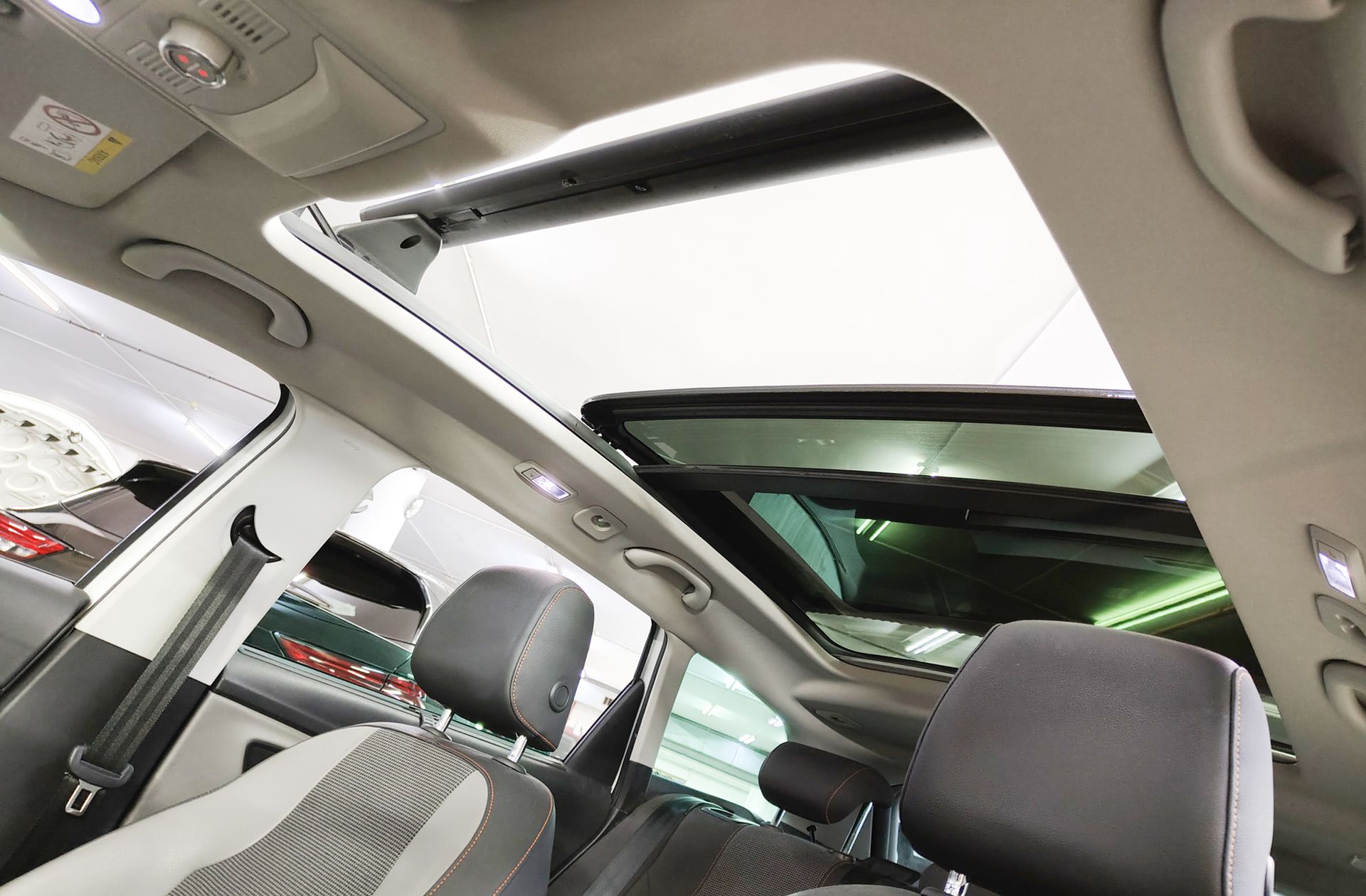SEAT León Xperience 2.0 TDI X-perience 4Drive DSG6 - foto 6