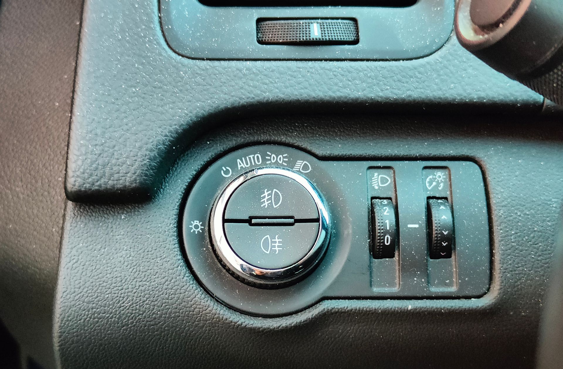 Opel Insignia 2.0 CDTI ecoFLEX Excellence - foto 21