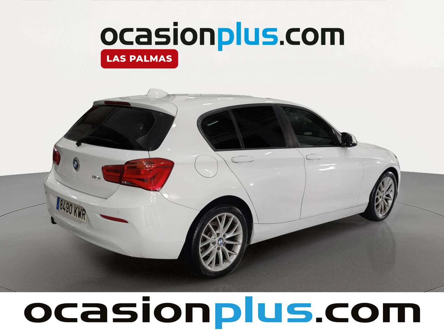 Foto trasera BMW Serie 1 BMW Serie 1 118i (136 CV) derecha