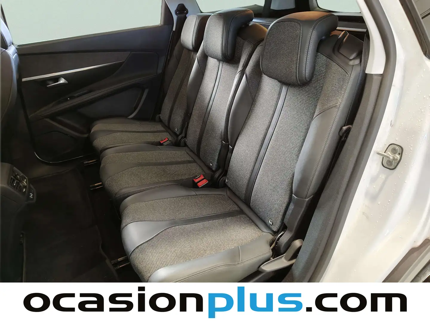 Foto Peugeot 5008 Peugeot 5008 BlueHDi 130 S&S Allure (130 CV) 7 Plazas