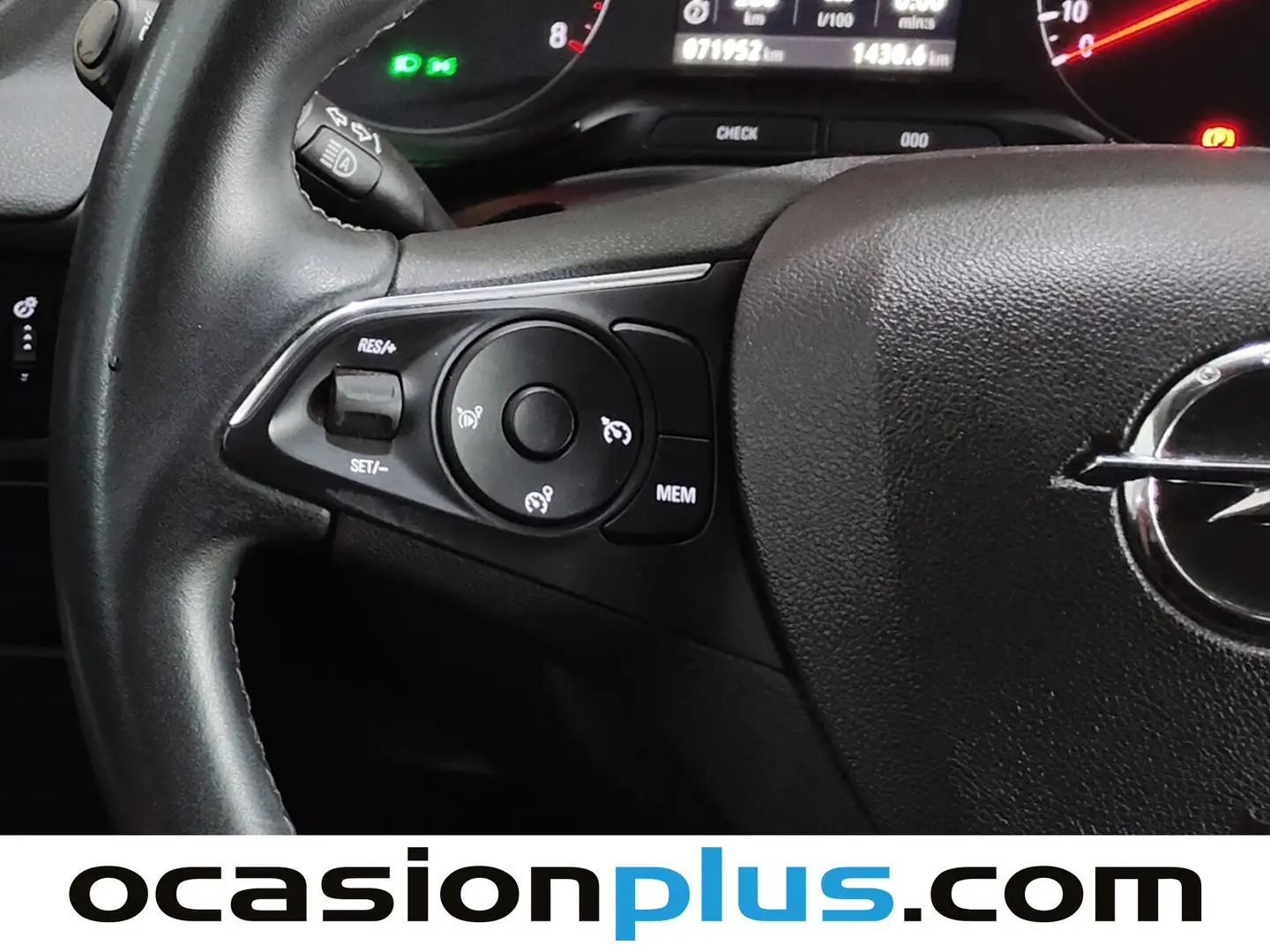 Foto Opel Grandland X Opel Grandland X 1.2 Turbo S&S Selective (130 CV)