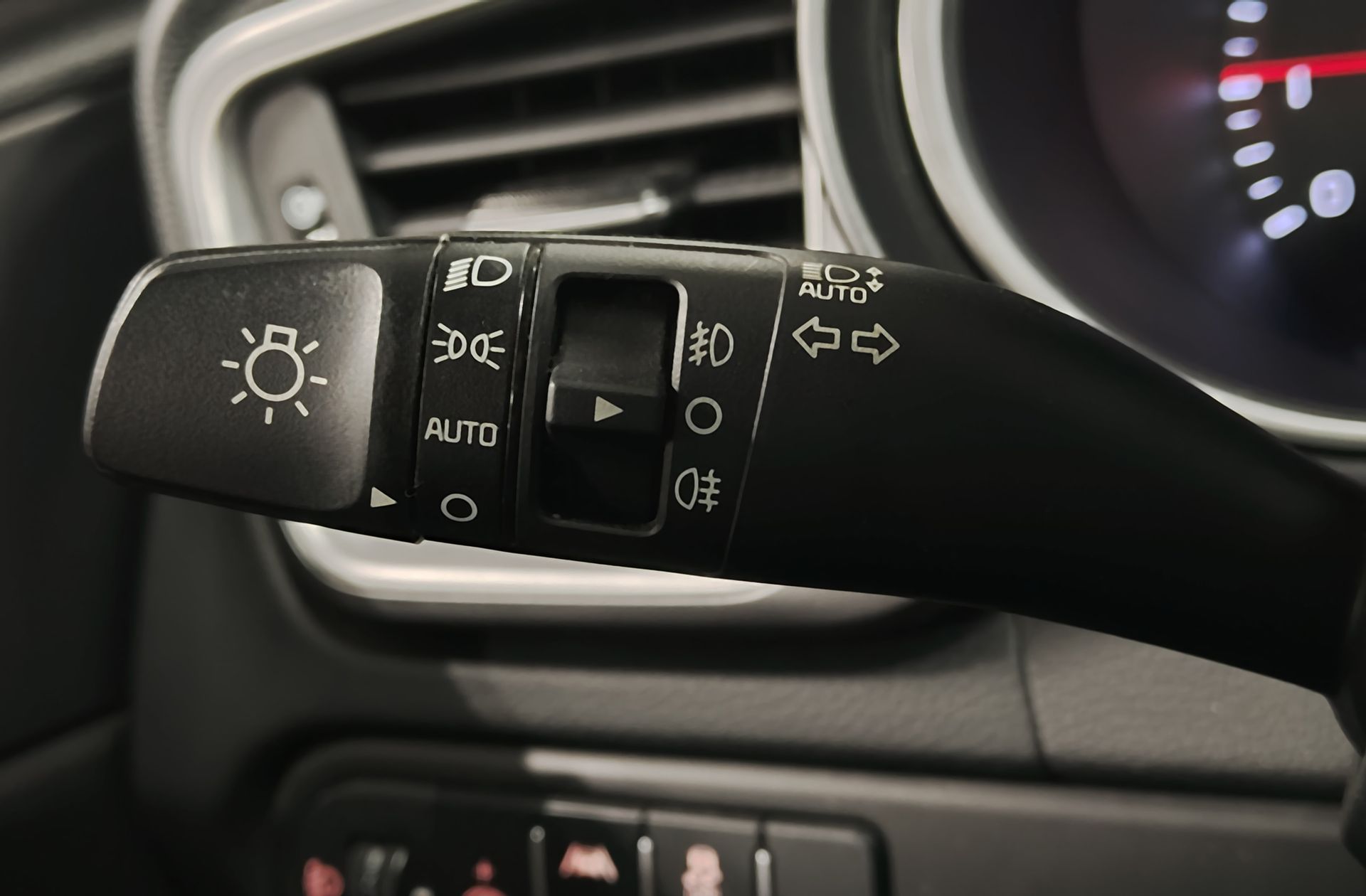 Kia XCeed 1.0 T-GDi Drive - foto 27