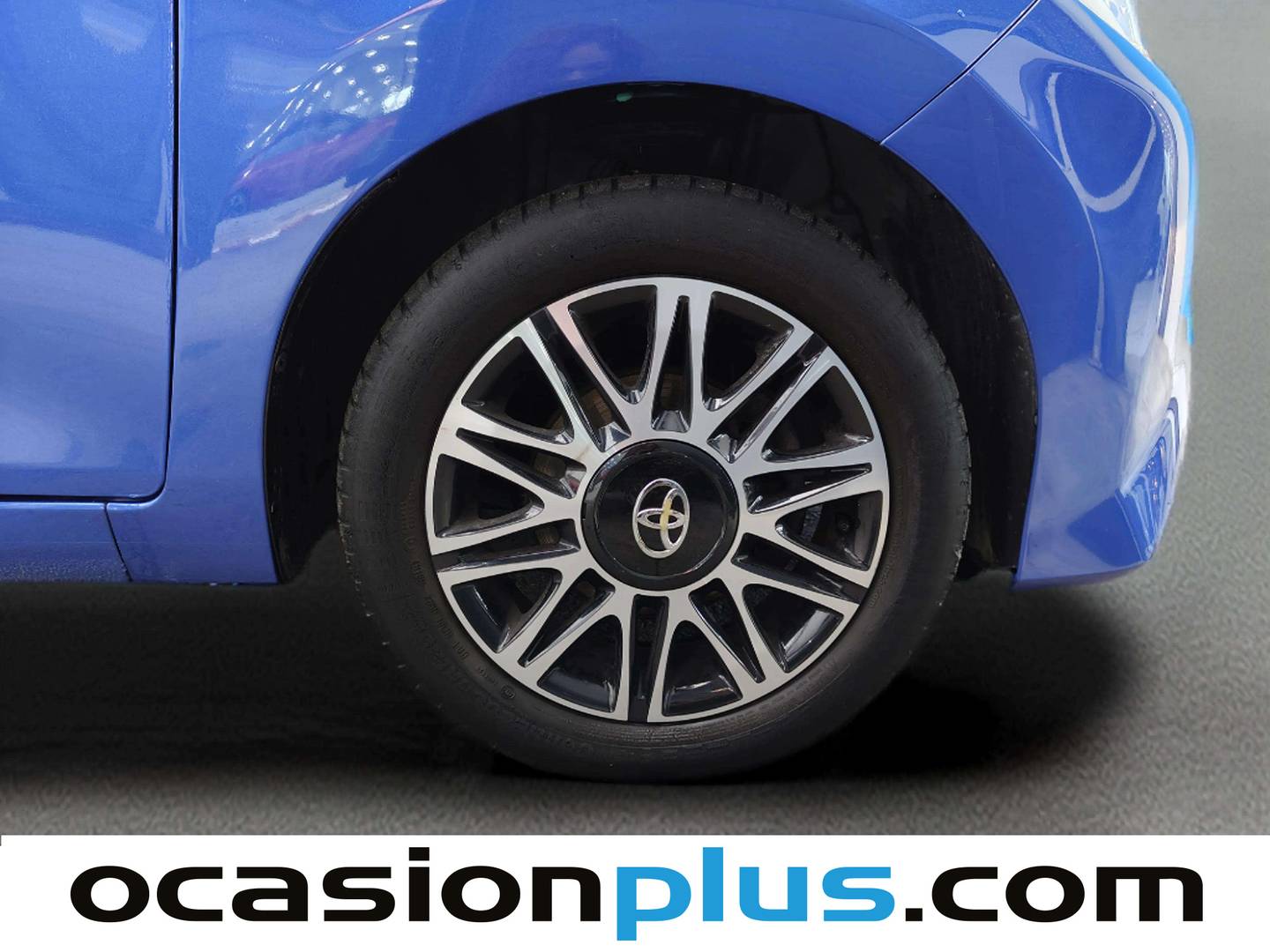 Toyota Aygo Toyota Aygo 1.0 70 x-play (72 CV) 2019