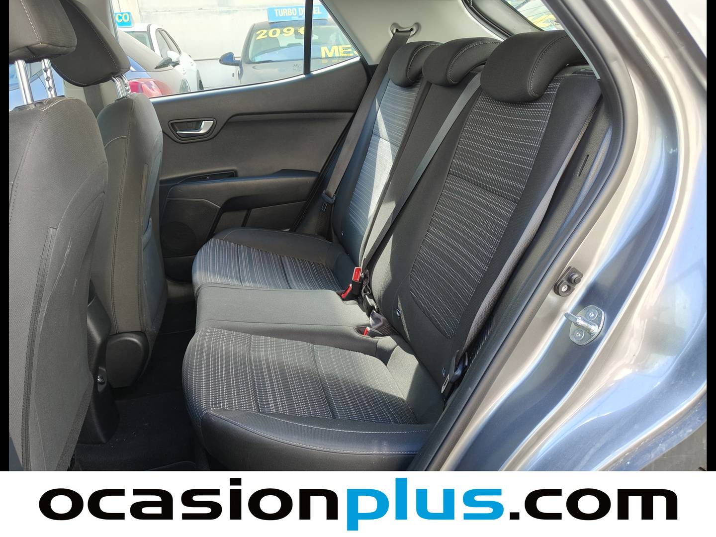 Foto asientos traseros KIA Stonic KIA Stonic 1.0 T-GDi MHEV Drive (100 CV)
