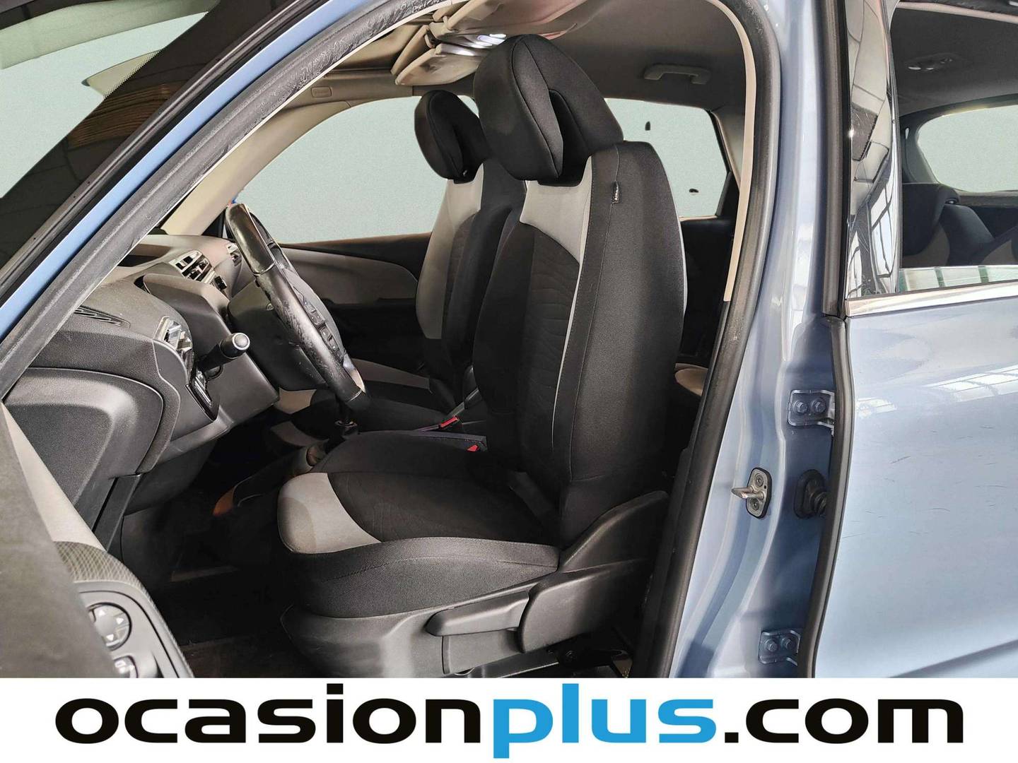 Foto asientos delanteros Citroën C4 Picasso Citroën C4 Picasso 1.6 e-HDI Intensive (115 CV)