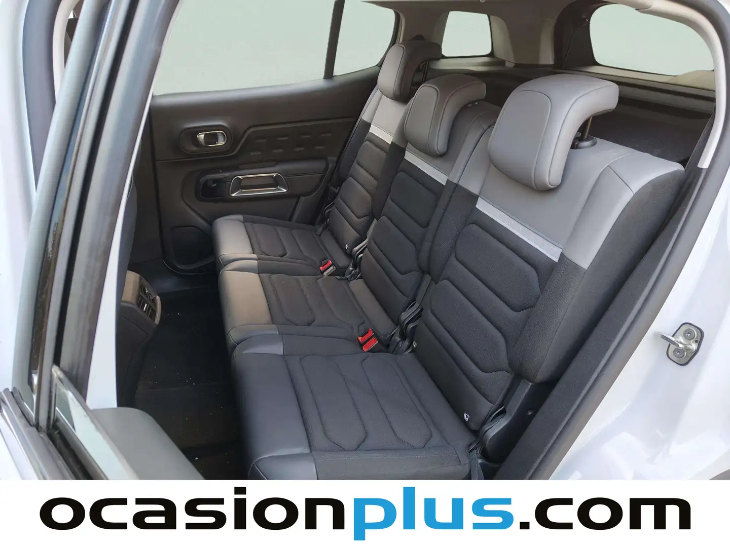 Foto Citroën C5 Aircross Hybrid Citroen C5 Aircross Hybrid 225 Feel Pack e-EAT8  (225 CV)