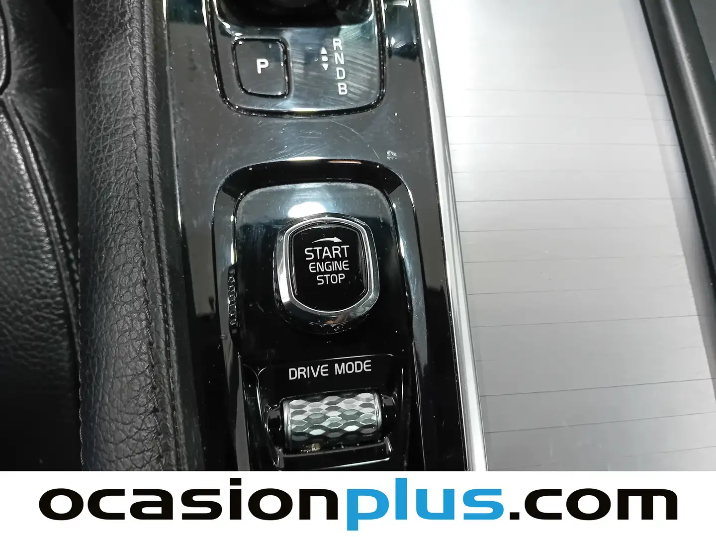 Foto Volvo XC90 Volvo XC90 T8 Momentum AWD Auto (390 CV) 7 Plazas