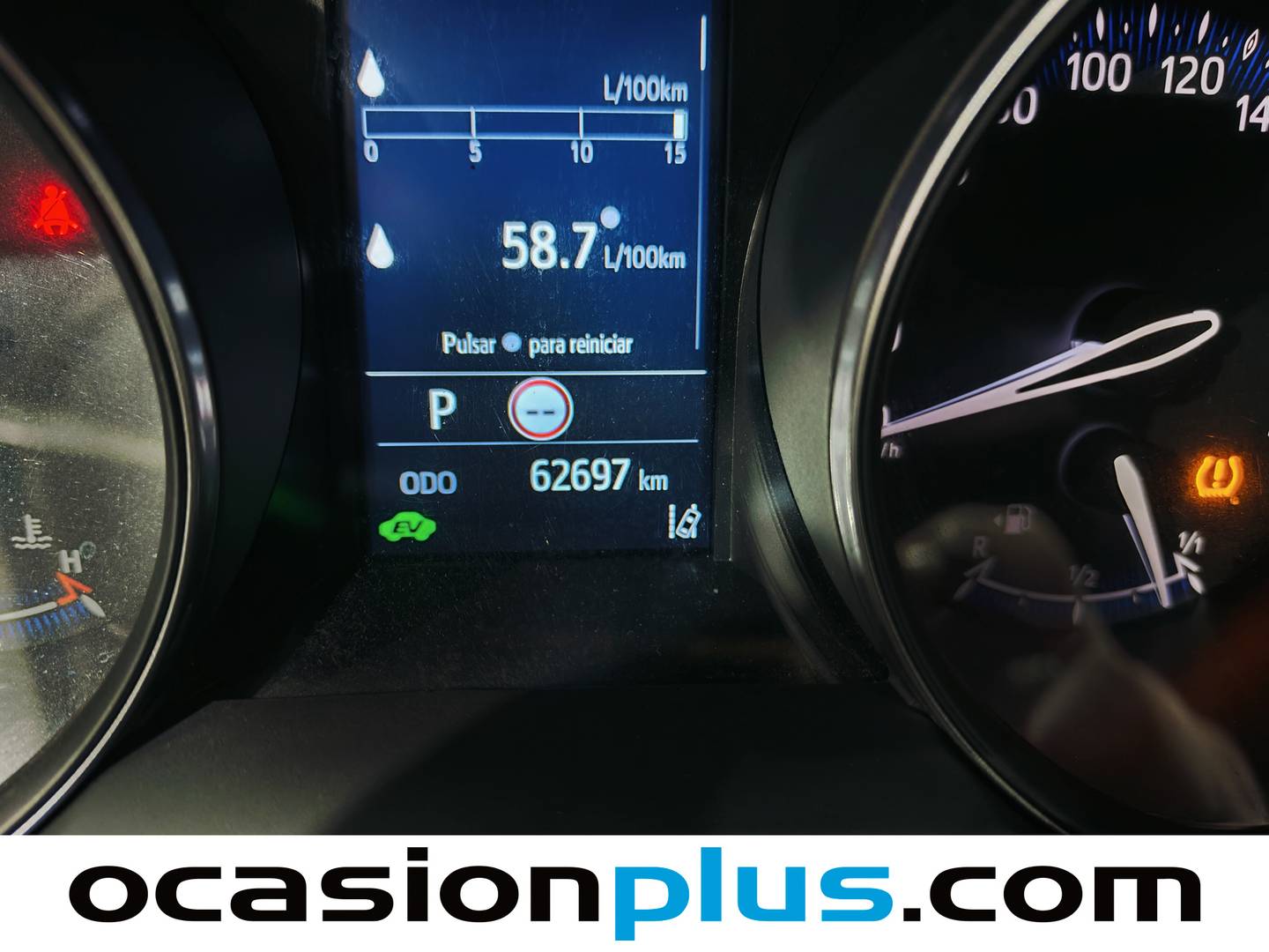 Foto Toyota C-HR Toyota C-HR 1.8 125H Advance (122 CV)