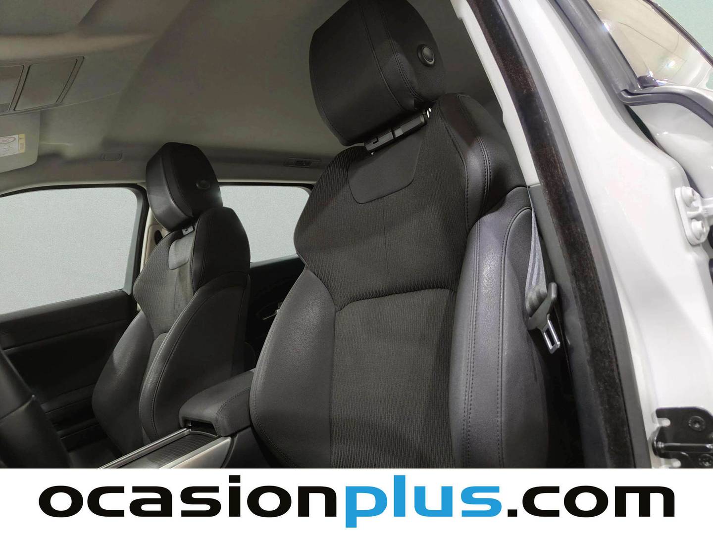 Extras y acabados del Land Rover Range Rover Evoque Land Rover Range Rover Evoque 2.0L eD4 Pure 4x2 (150 CV)