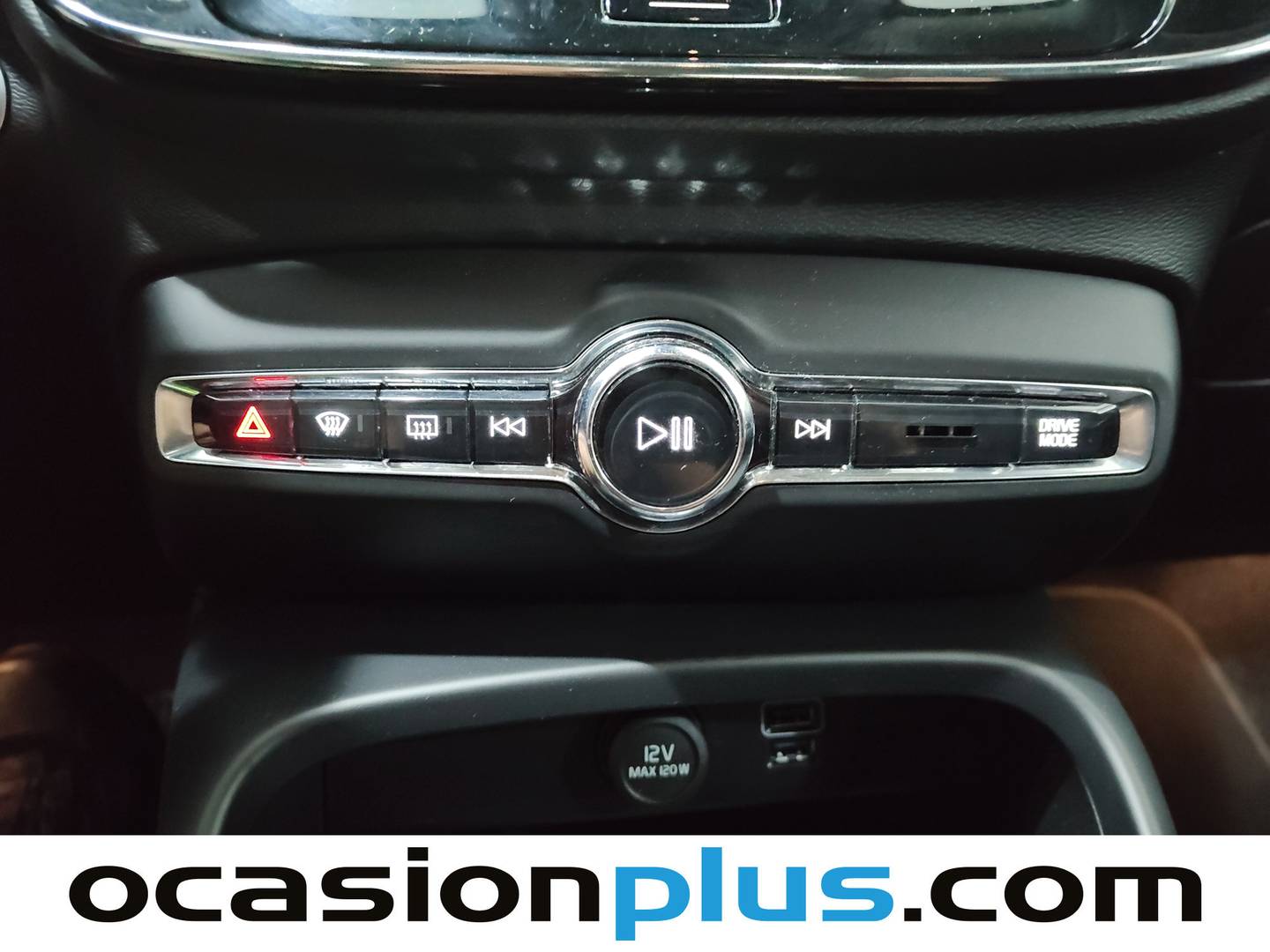 Volvo XC40 Volvo XC40 T3 Business Plus Auto  (163 CV) 163cv