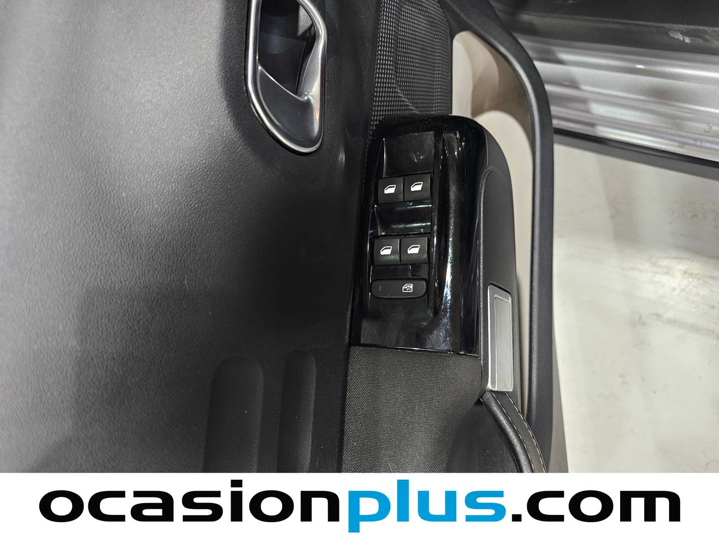 Foto Citroën C3 Citroen C3 PureTech 82 Shine (83 CV)