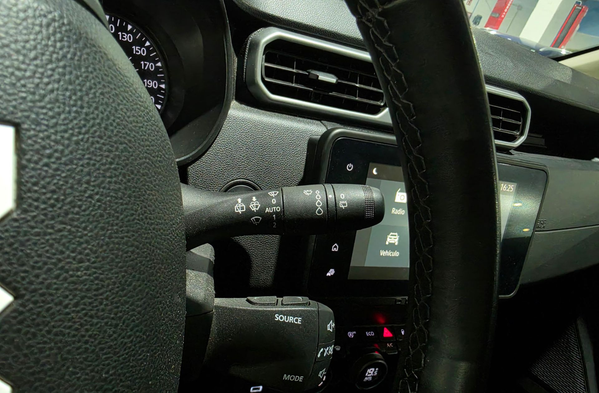 Dacia Duster Journey Go TCe EDC - foto 27