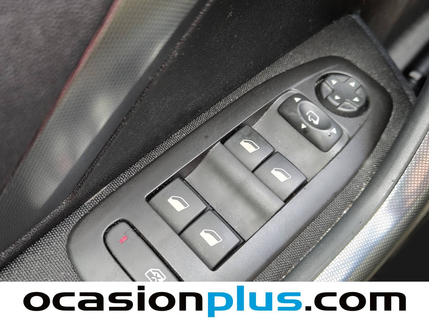 Foto Peugeot 2008 Peugeot 2008 PureTech 130 S&S Allure  (130 CV)