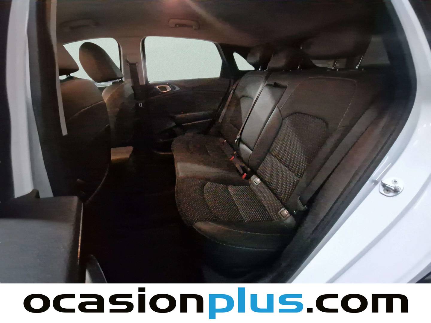 Foto asientos traseros KIA Ceed KIA Ceed 1.6 CRDi Tech (115 CV)