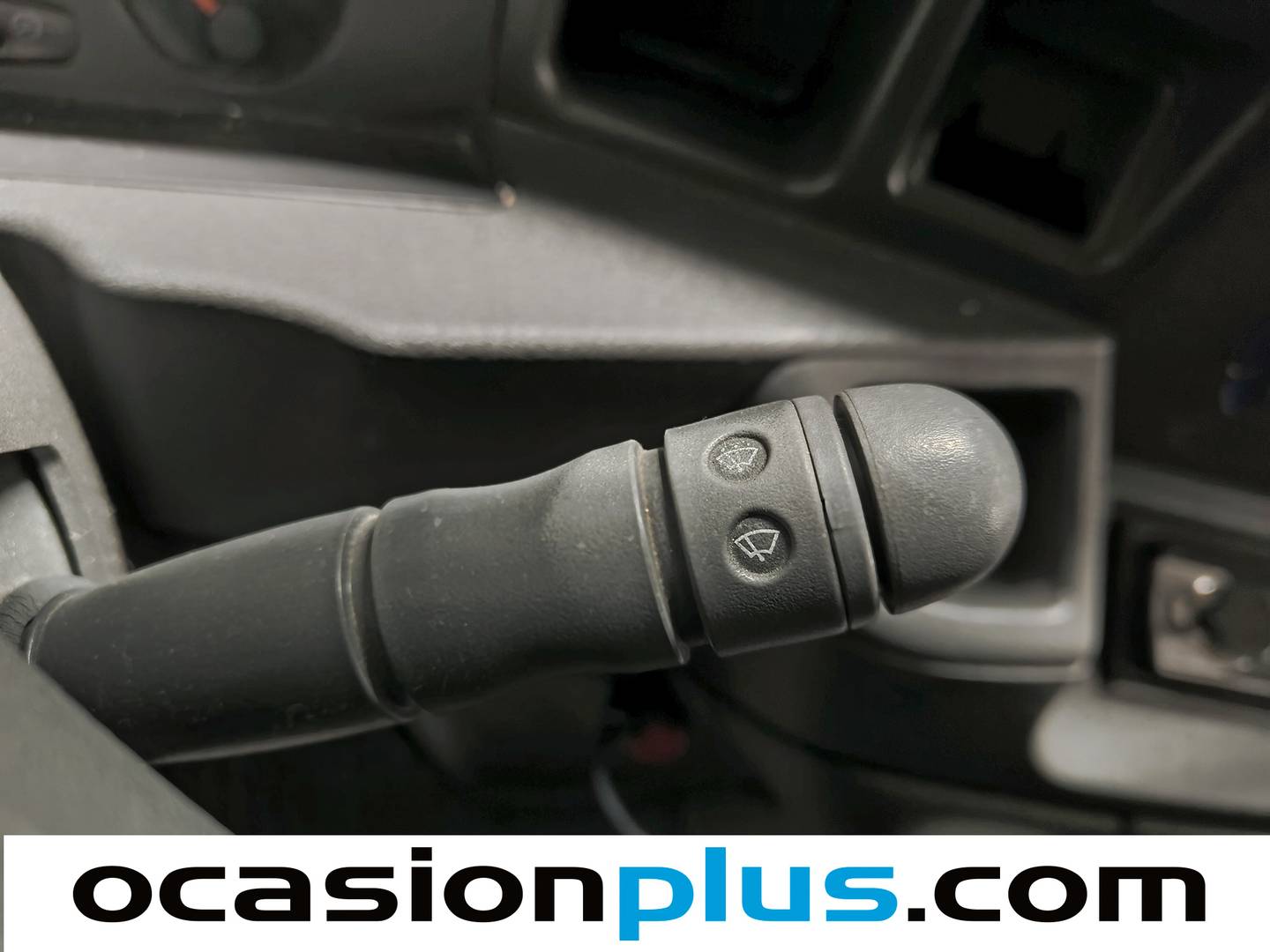 Foto Iveco Daily Iveco Daily Furgon 35 S 11 3300/2100 RS (105 CV)