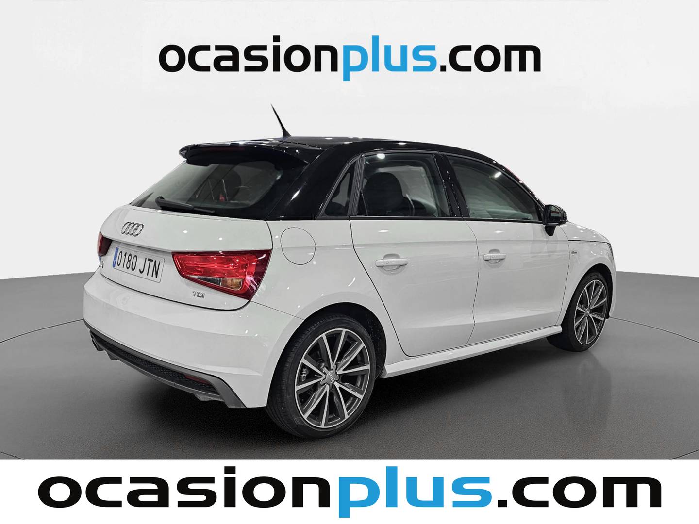 Foto trasera Audi A1 Audi A1 Sportback Adrenalin 1.6 TDI (116 CV) PACK S-LINE izquierda