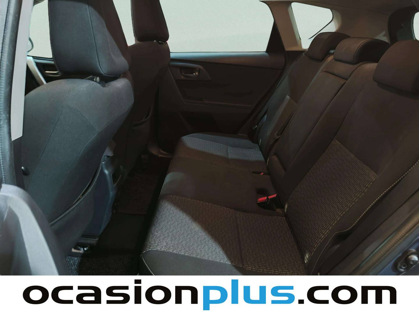 Foto asientos traseros Toyota Auris Toyota Auris 90D Feel! (90 CV)