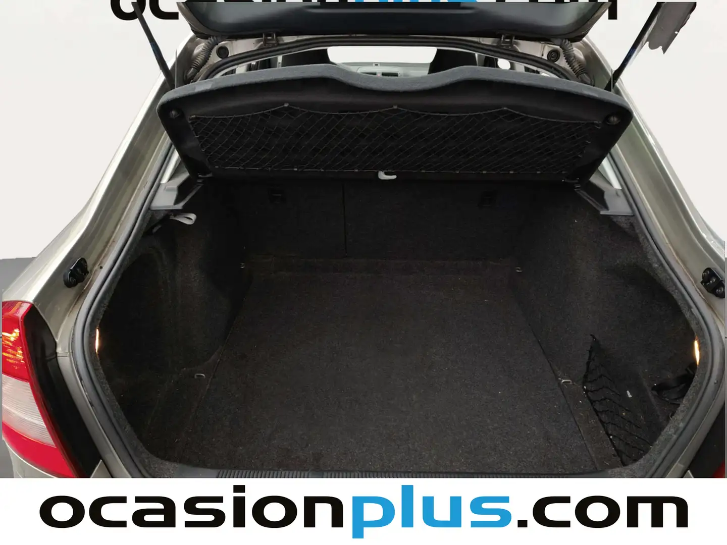 Foto Skoda Octavia Skoda Octavia 1.6 TDI CR Family (105 CV)