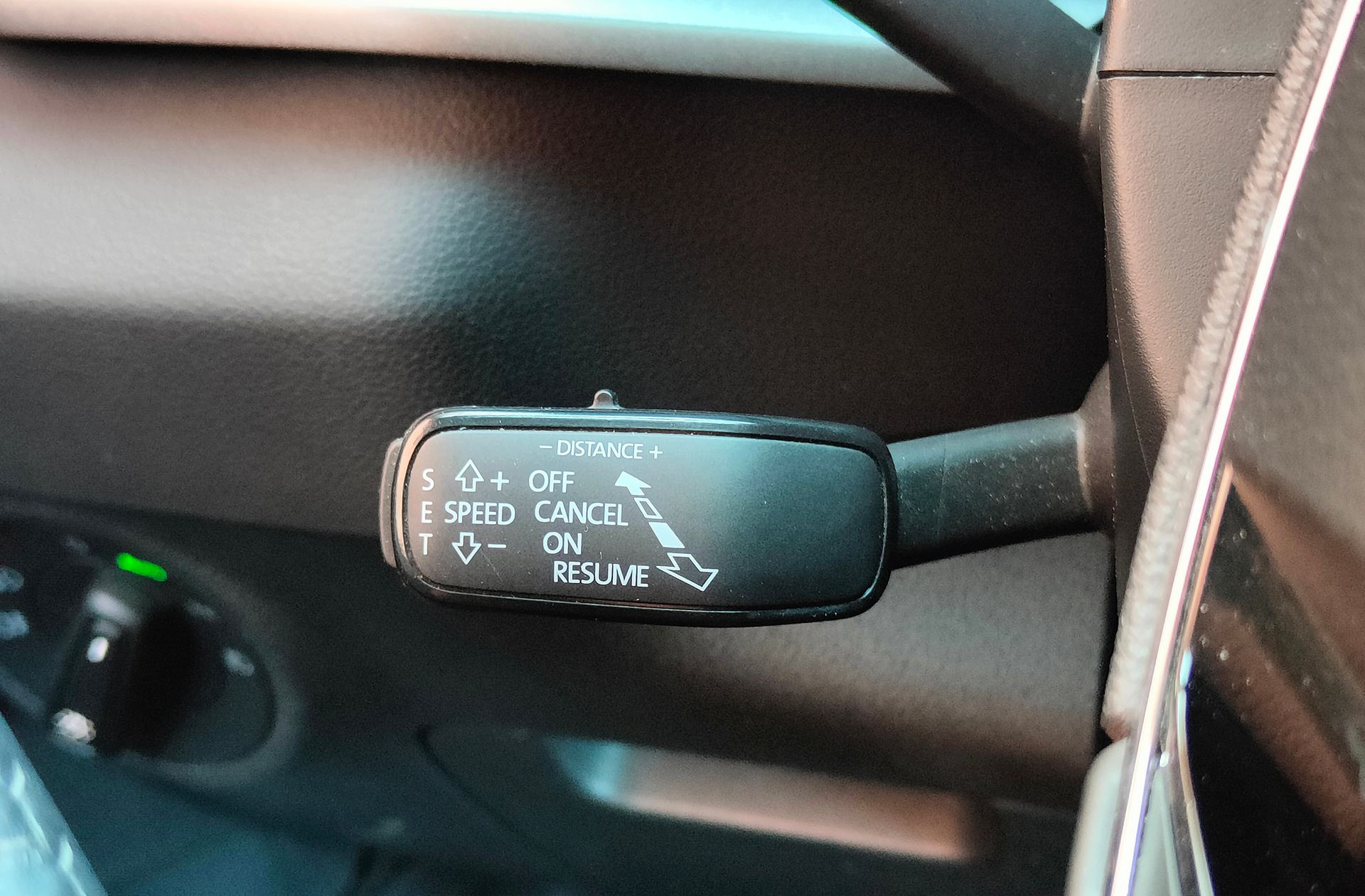 Škoda Karoq 1.5 TSI ACT Ambition DSG - foto 30