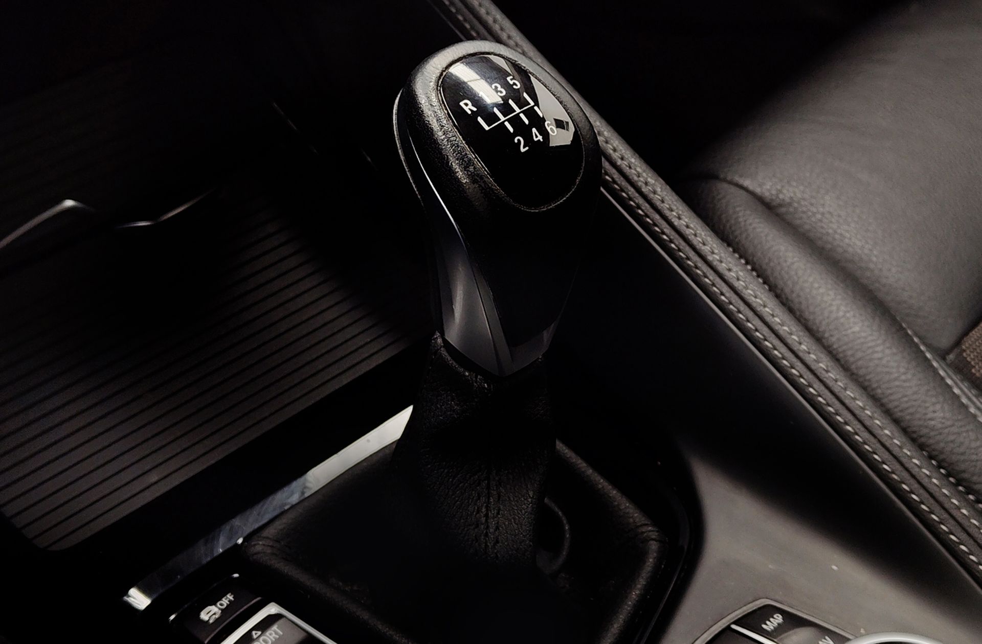 BMW X1 sDrive18i - foto 5