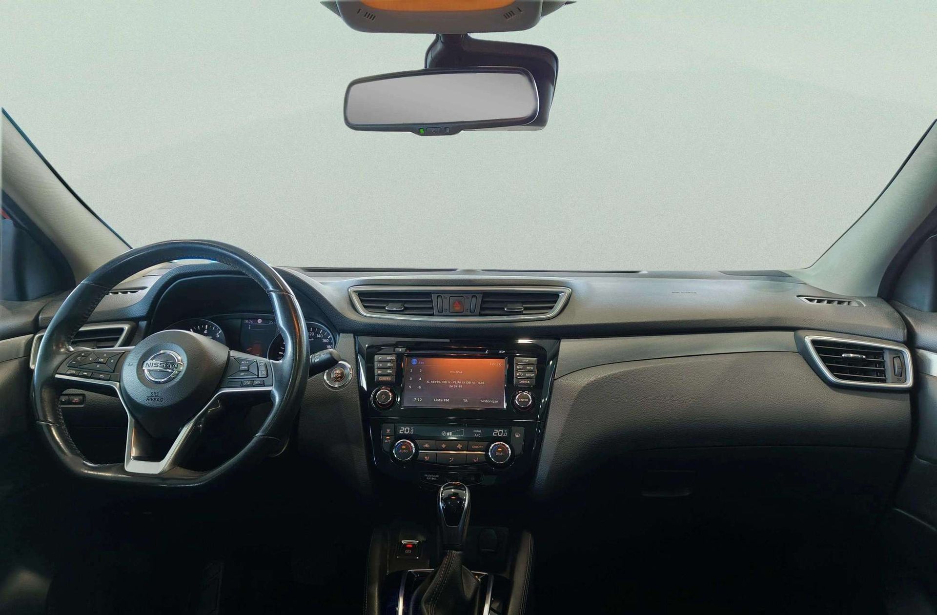 Nissan Qashqai DIG-T 115 N-Connecta Xtronic - foto 7