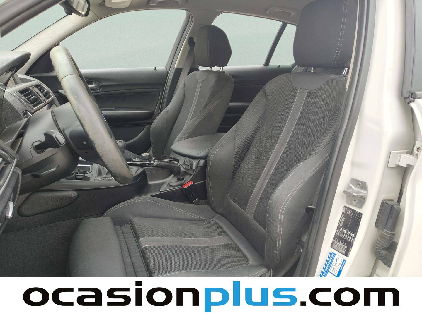 Foto asientos delanteros BMW Serie 1 BMW Serie 1 118d (150 CV) Pack M