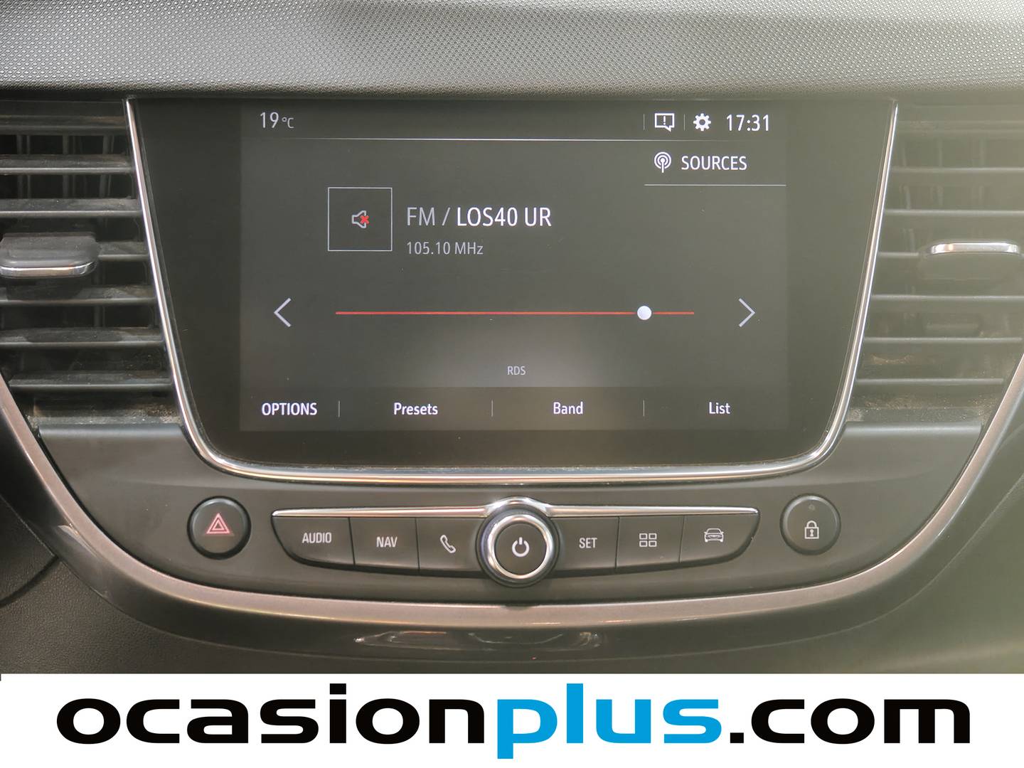 Foto Opel Crossland X Opel Crossland X 1.2 Turbo S&S Innovation Auto (130 CV)