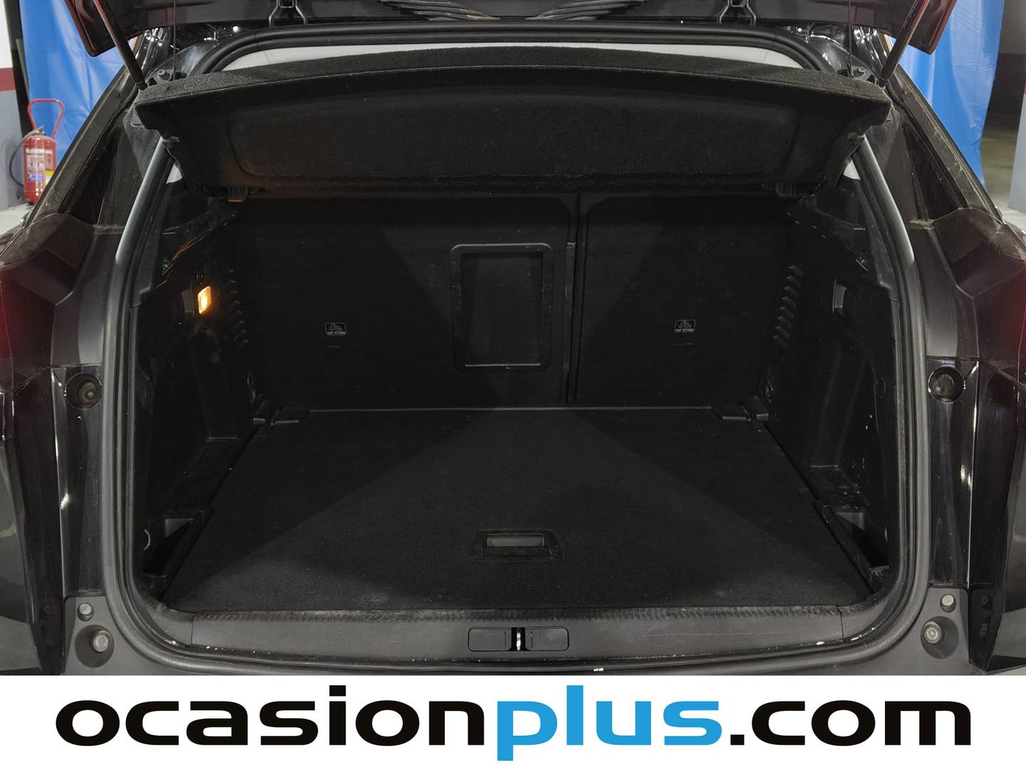 Fotos maletero Peugeot 3008 Peugeot 3008 BlueHDI 130 S&S Allure EAT8 (130 CV)